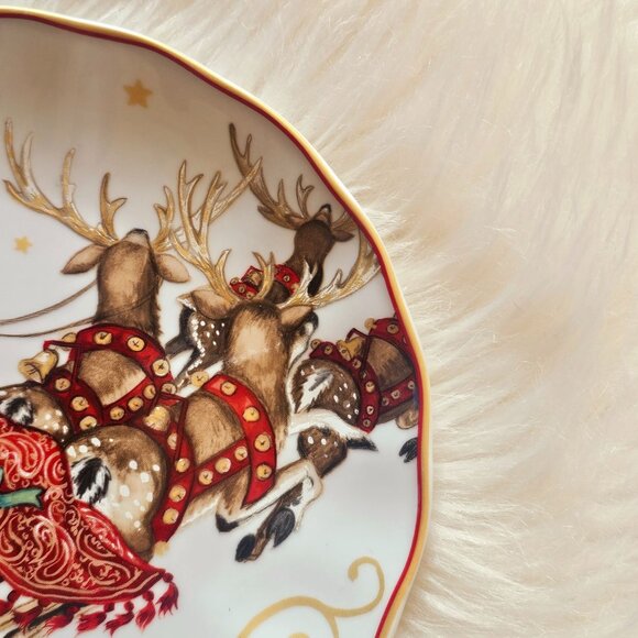 Williams Sonoma TWAS THE NIGHT BEFORE CHRISTMAS Santa Sleigh Salad Plate - Picture 2 of 7